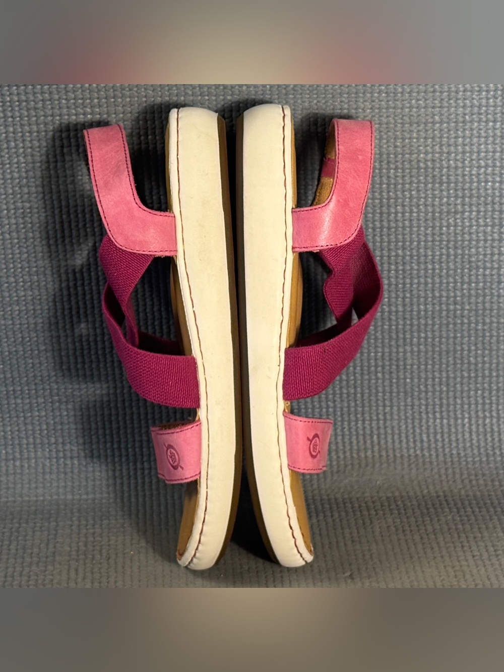 Born Women's Jayla Sandals Pink/Magenta Size 7 - Picture 6 of 9